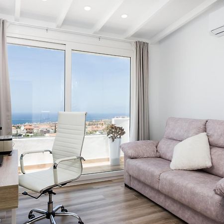 Villa Valentina Ocean View Heated Pool 아데제 외부 사진