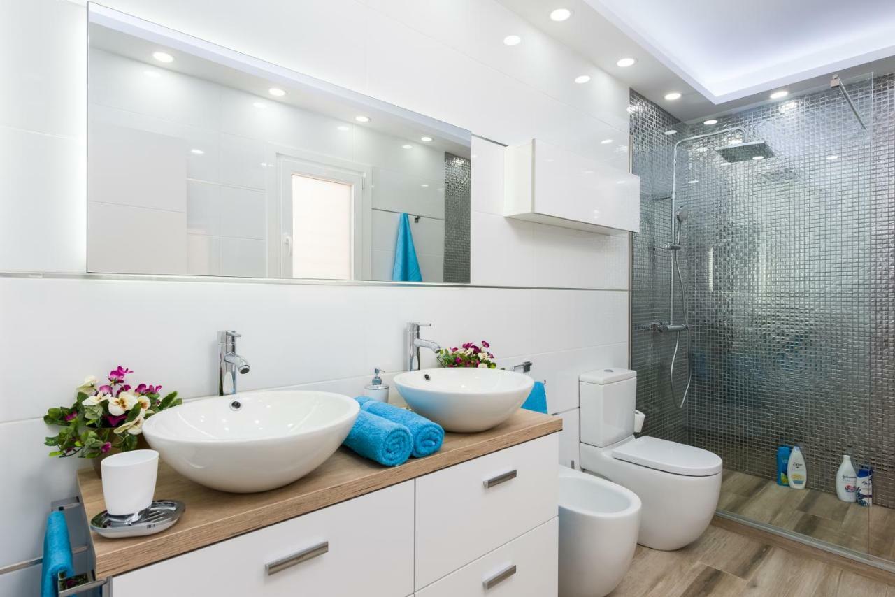 Villa Valentina Ocean View Heated Pool 아데제 외부 사진