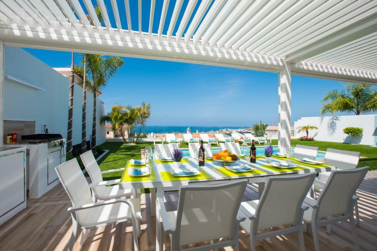 Villa Valentina Ocean View Heated Pool 아데제 외부 사진