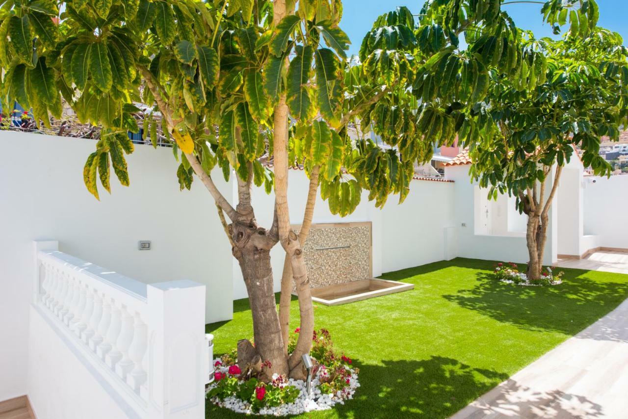 Villa Valentina Ocean View Heated Pool 아데제 외부 사진