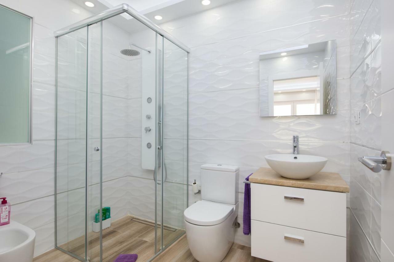 Villa Valentina Ocean View Heated Pool 아데제 외부 사진