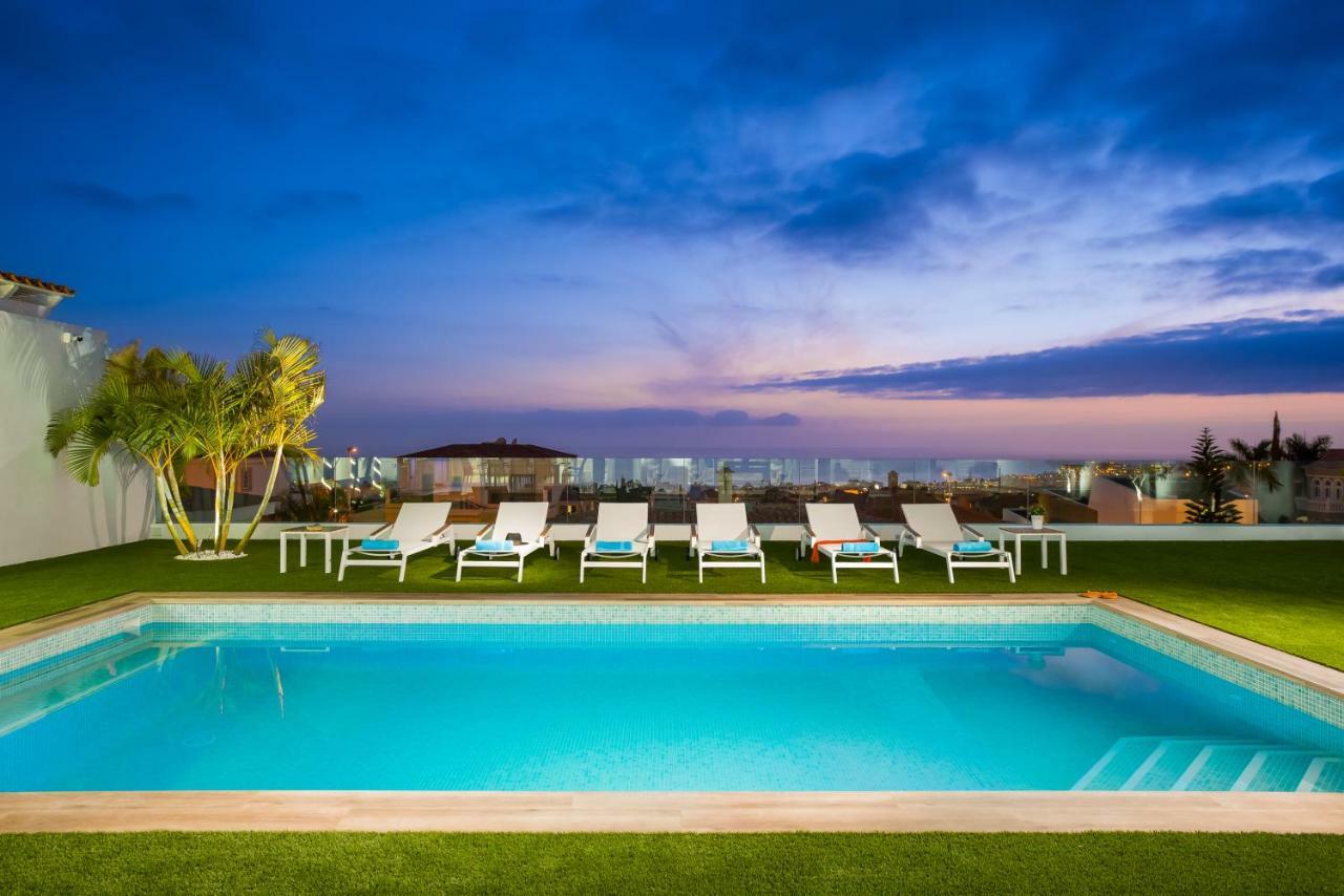 Villa Valentina Ocean View Heated Pool 아데제 외부 사진