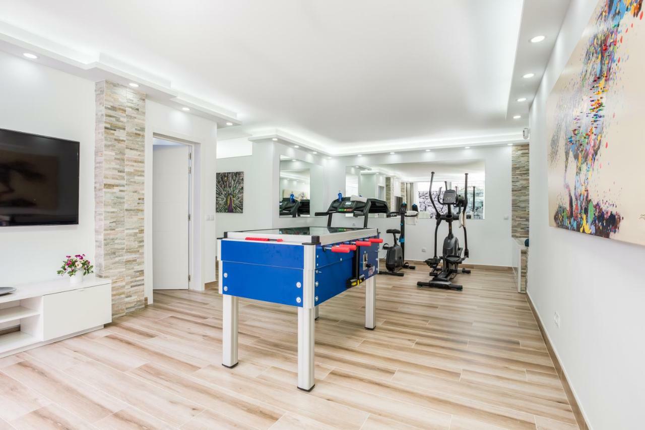 Villa Valentina Ocean View Heated Pool 아데제 외부 사진