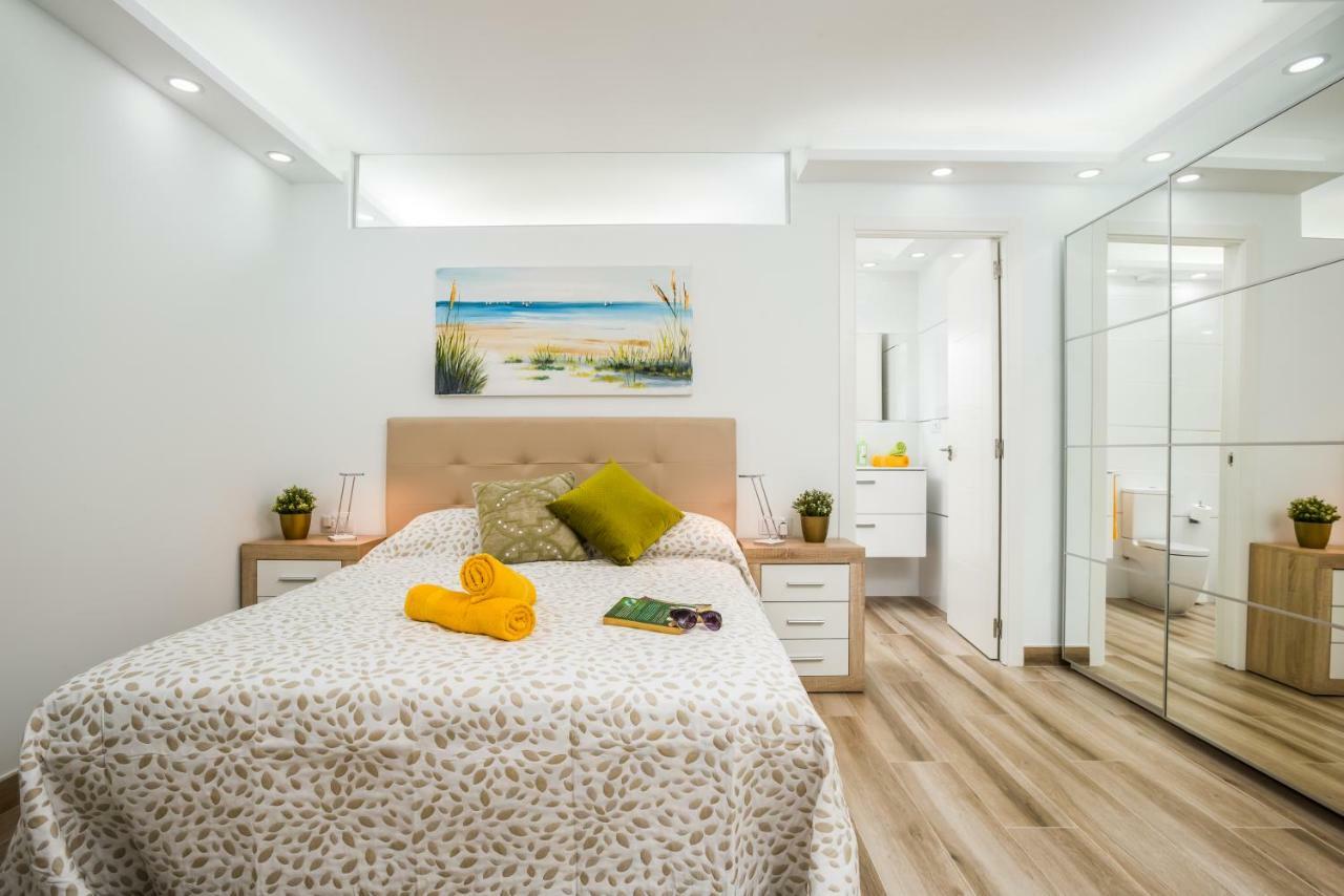 Villa Valentina Ocean View Heated Pool 아데제 외부 사진