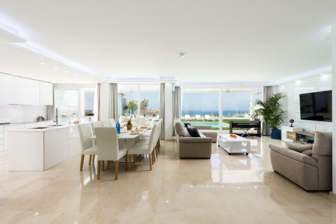 Villa Valentina Ocean View Heated Pool 아데제 외부 사진